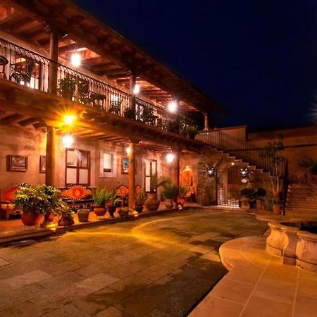 Mansion De Los Suenos パツクアロ エクステリア 写真