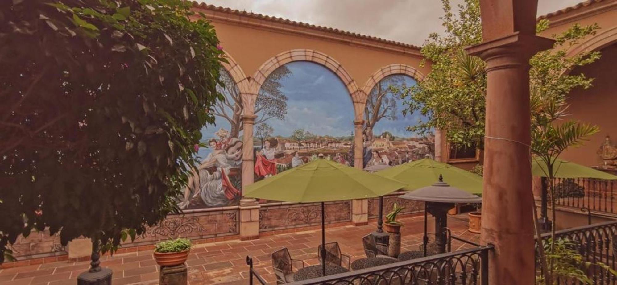 Mansion De Los Suenos パツクアロ エクステリア 写真