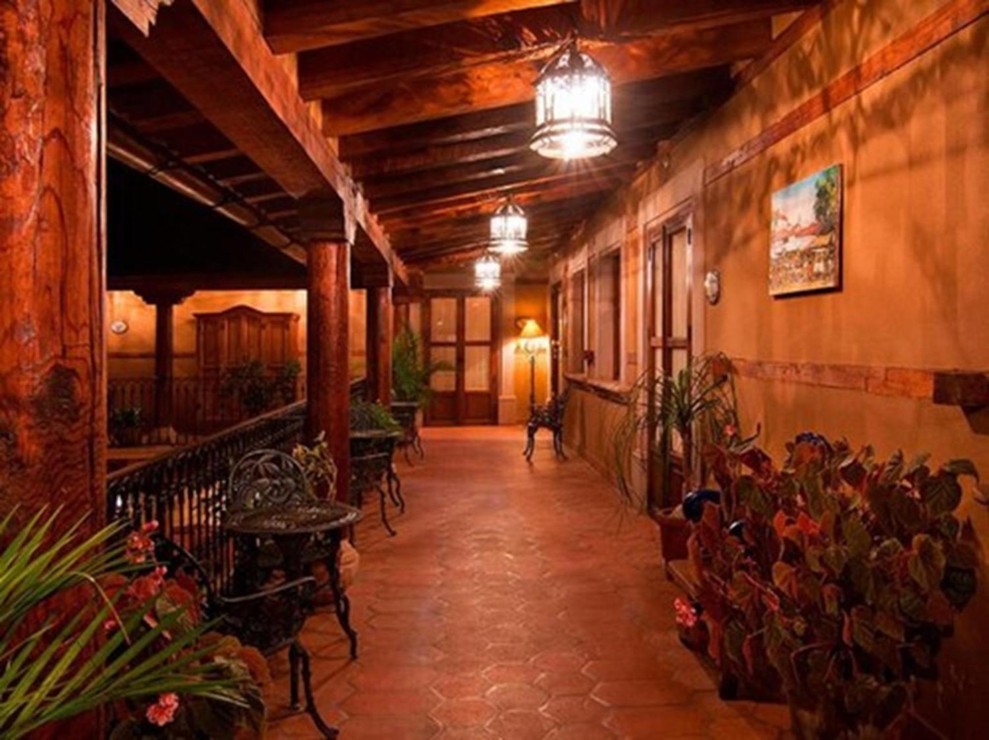 Mansion De Los Suenos パツクアロ エクステリア 写真
