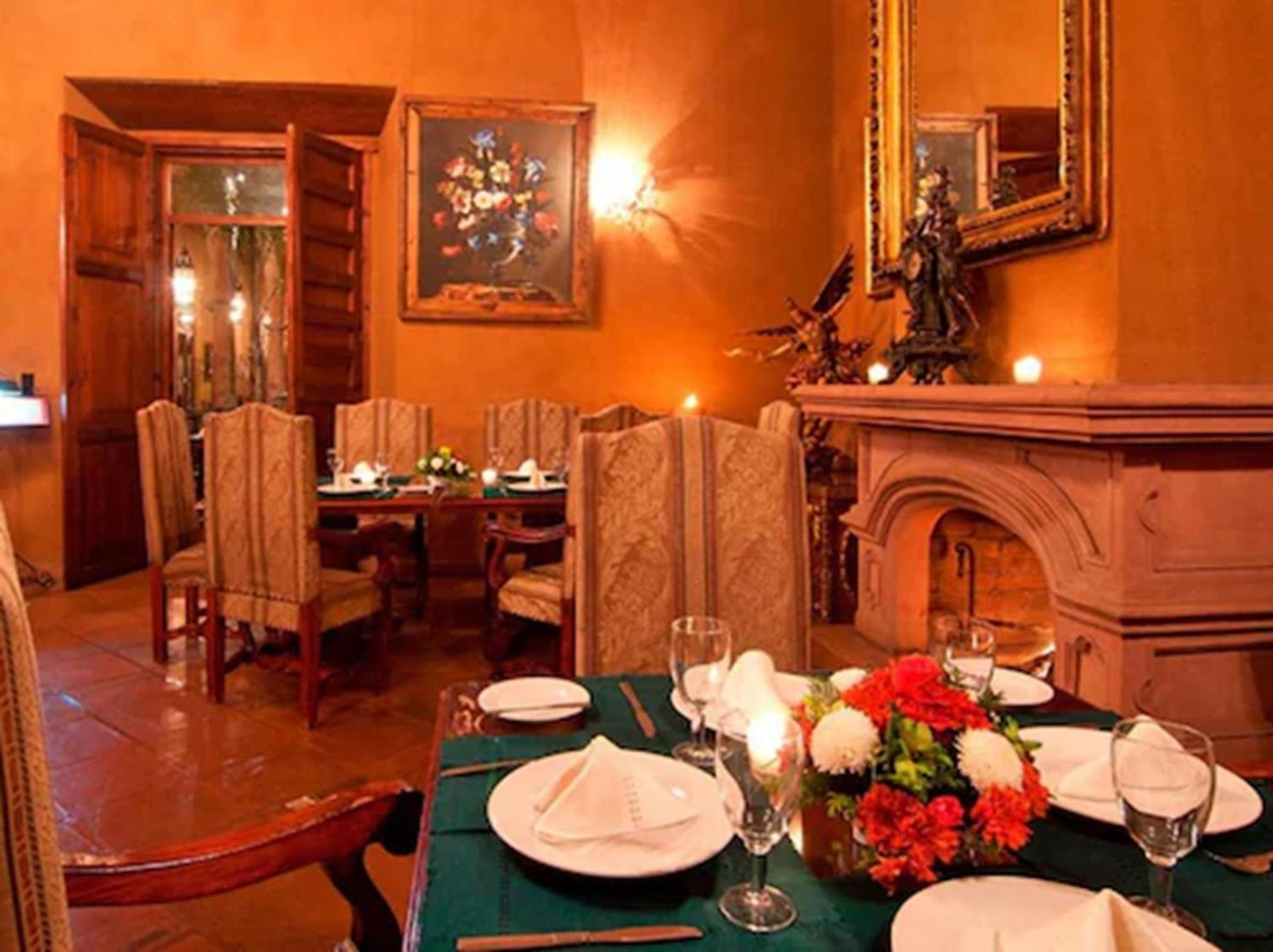 Mansion De Los Suenos パツクアロ エクステリア 写真